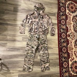Under Armour Men’s Ridge Reaper Barren Camo Jacket and Pants Set